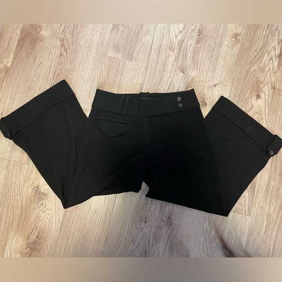 BEBE Y2K Vintage cropped pants. Size 2 - Picture 8 of 10